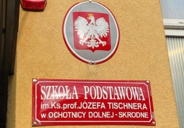 Odwoławcza Komisja Dyscyplinarna Dla Nauczycieli przy MEN podtrzymała zawieszenie Pani Józefy Grzywnowicz jako nauczyciela na 6 miesięcy