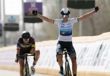 Kasia Niewiadoma druga w wyścigu Dwars door Vlaanderen Women
