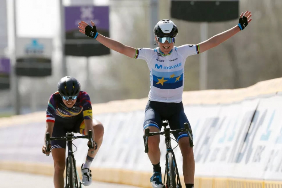 Kasia Niewiadoma druga w wyścigu Dwars door Vlaanderen Women